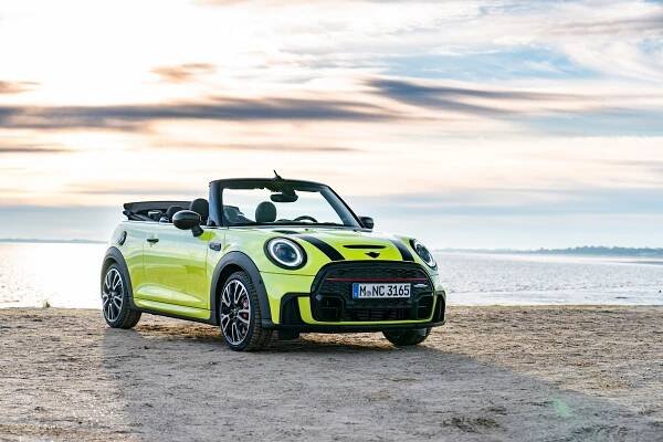mini-jcw-2021-lci-8