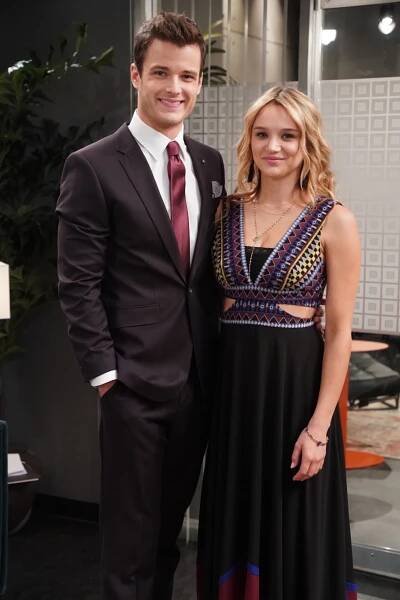 Hunter King - Actress