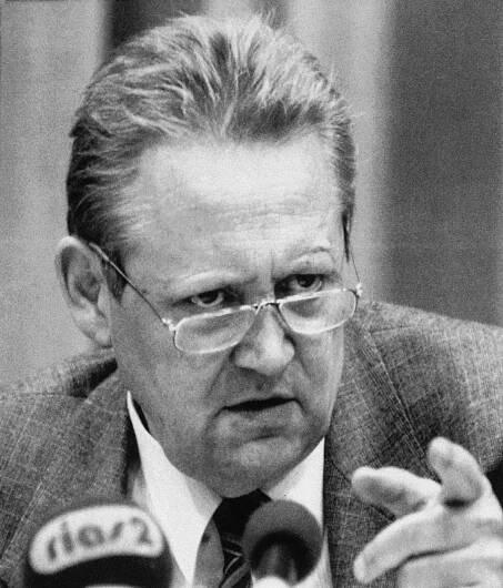 Zomrel Günter Schabowski, ktorý ohlásil pád Berlínskeho múra