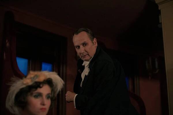 Irma Vep - The Ring That Kills - Z filmu - Hippolyte Girardot
