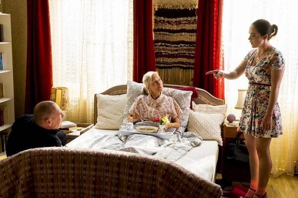 Magda macht das schon! - Freundschaft plus - Z filmu - Hedi Kriegeskotte, Verena Altenberger