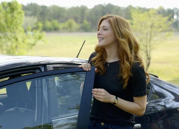 Pod kupolí - Smíření - Z filmu - Rachelle Lefevre