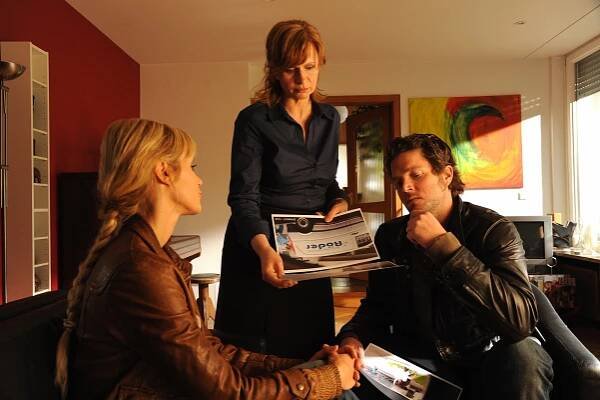 Kriminálka Stuttgart - Sternstunden - Z filmu - Nina-Friederike Gnädig, Johanna Gastdorf, Peter Ketnath