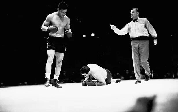 Joe Louis und Max Schmeling am 22. Juni 1938 im Weltmeisterkampf in New York