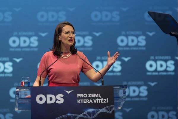 Alexandra Udženija je úspěšná politička.