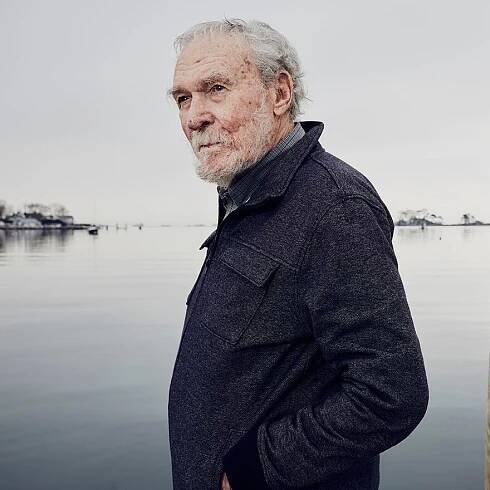 Bruce Kirby, Who Transformed Sailing With a ‘Doodle,’ Dies at 92