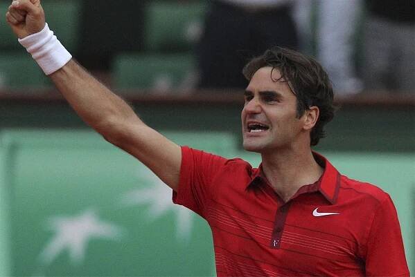 Djokovič padl. Pařížské finále si zahrají rivalové Federer s Nadalem