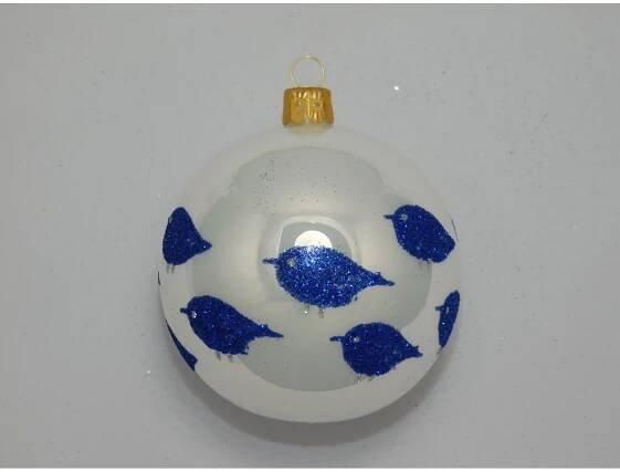Ornex Skleněná vánoční ozdoba bílá s modrými ptáčky pr. 8 cm