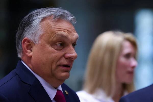 Evropa musí ukázat sílu, bouřil Zelenskyj. Lídři EU se ale na embargu na ruskou ropu nedohodli