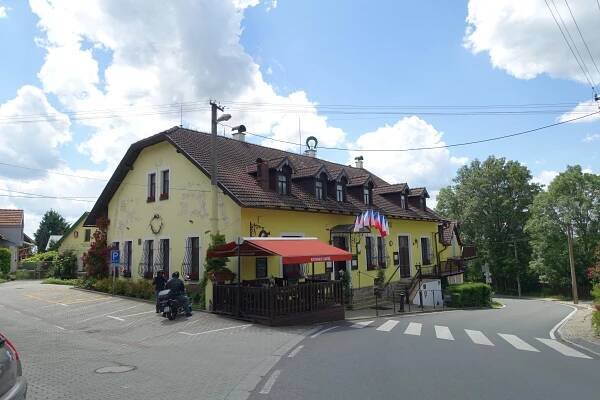 Restaurace a penzion U Sapíků, s.r.o. foto 1