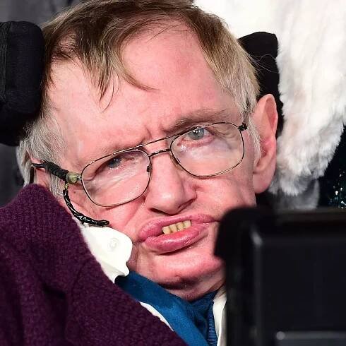Five ways Stephen Hawking predicted that the world will end