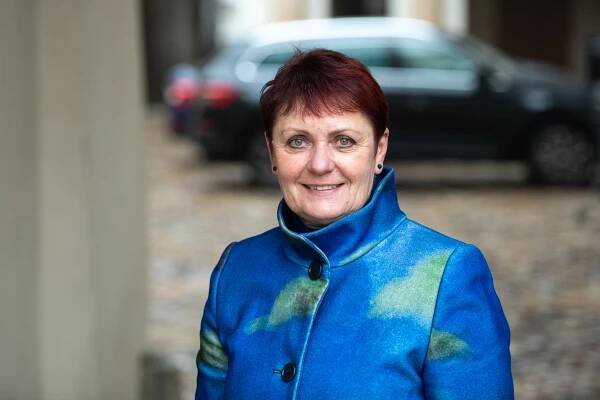 Hubáčková končí jako ministryně životního prostředí. Resort dočasně přebírá Jurečka