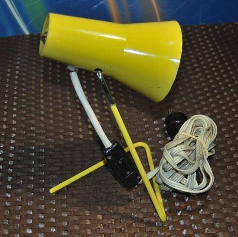LAMPA ELEKTRICKÁ   - Starožitnosti