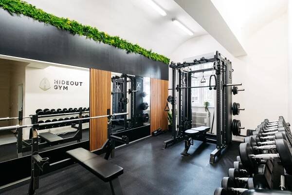 HIDEOUT.CZ | Privátní gym 24/7 v Praze, Brně a Olomouci
