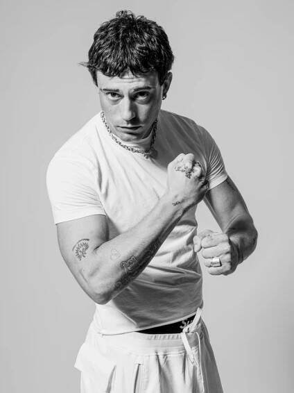 Der Schauspieler Aaron Altaras im Interview ohne Worte - SZ Magazin