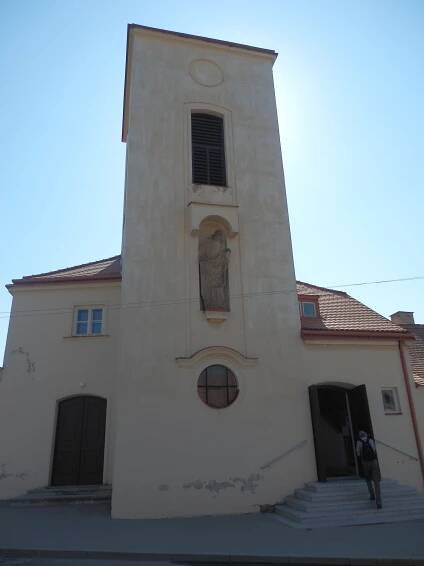 Soubor:Tasovice kostel KMH.JPG
