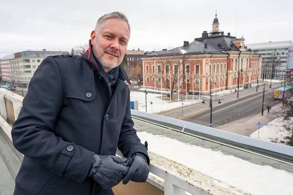 XPress - Tekee tutuksi ihmiset ja palvelut