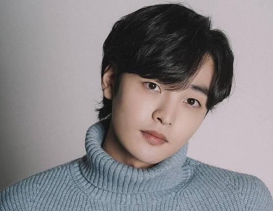 Kim Min Jae si v Joseon Psychiatrist Yoo Se Poong zahrá doktora s dobrým srdcom