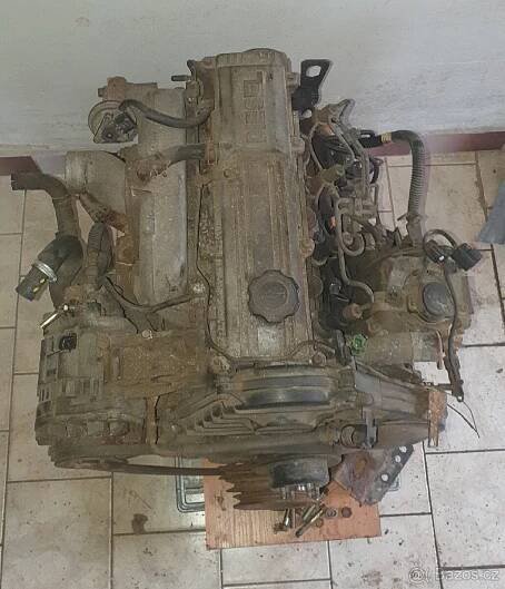 Mazda E2200 diesel díly z motoru - Rakovník