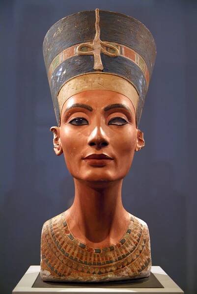 Who Was Queen Nefertiti