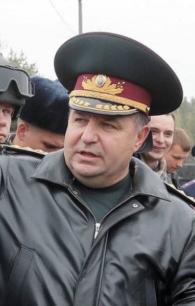 Poroshenko nominates Stepan Poltorak as new Ukraine defence minister ...