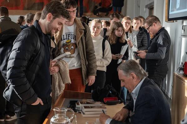 Lecture with Jan Eliasson – UF Uppsala
