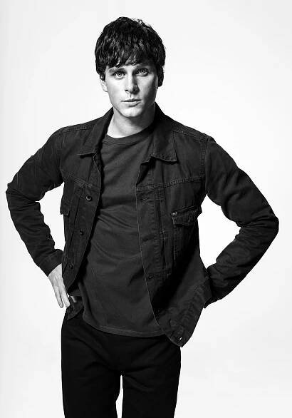 ADAM PÅLSSON — Sanna Dahlén - Modefotograf i Stockholm / Fashion & Commerical Photographer in Stockholm