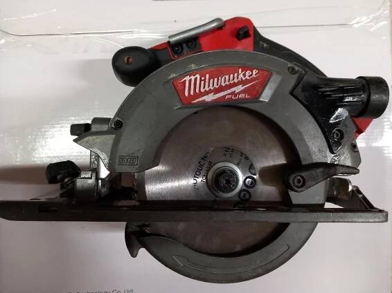 Aku mafl Milwaukee M18CCS55 - Elektrické nářadí