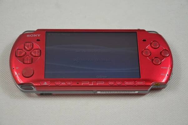 Sony PlayStation Portable PSP 3000 Slim (Red)