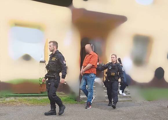 Vražda babičky (†83) v Karviné: Chlap v podmínce se přiznal! Peníze rozházel za prostitutky