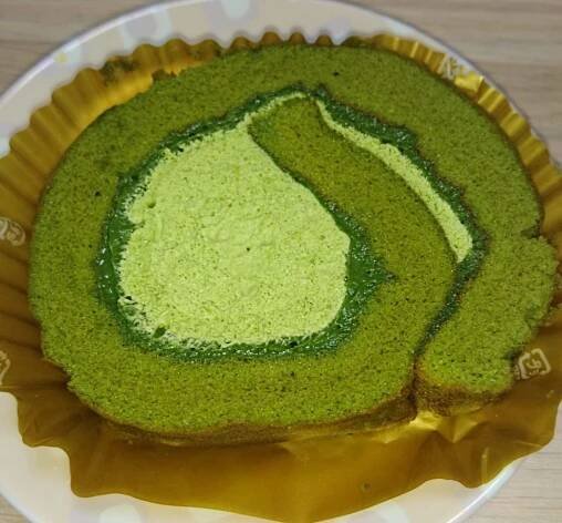 濃い宇治抹茶ロール　セブンイレブン