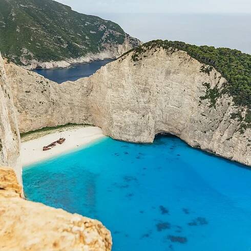 8 secret Mediterranean islands for your beach holiday