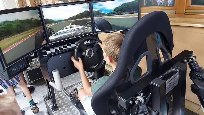 1-min – Game House - Automaty do gier retro arcade, gogle VR i symulatory rajdowe