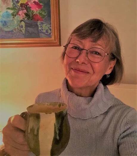 How Old is Jenny Agutter? Bio, Age, Height, Father, Family, Wiki, Husband, 21