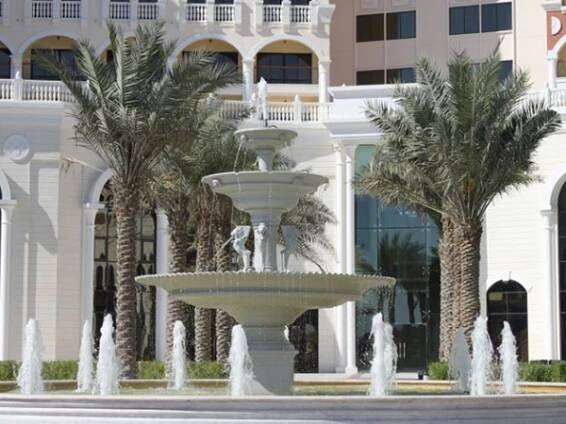 JW MARRIOTT ABU DHABI RESORT & SPA - It's Over 9000!