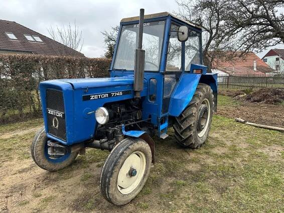Traktor Zetor 4011 - Žďár nad Sázavou | Bazoš.cz