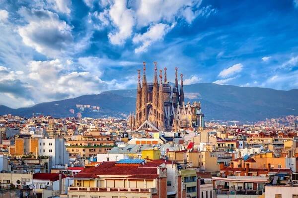 Ubrousek s první Messiho smlouvou v Barceloně se vydražil za 22 milionů - Fotografie 'Ilustrační fotografie. zdroj:istock.com'