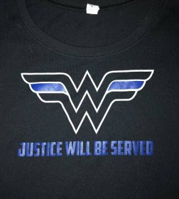 Wonder Woman Women's T-Shirt