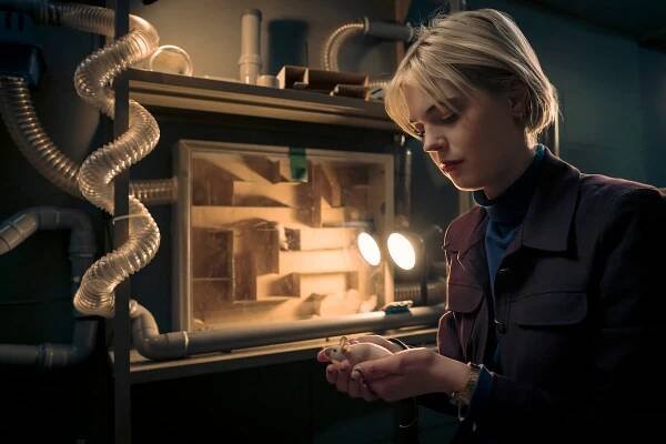 Patience Season 1 Episode 3 Patience Evans (Ella Maisy Purvis)