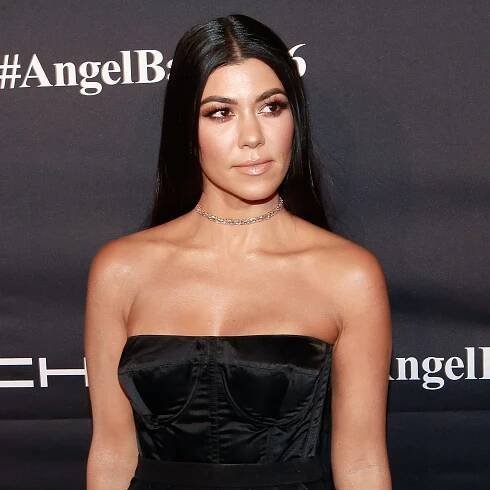 The Kourtney Kardashian Avocado Hair Smoothie Is What You Need for Shiny Hair