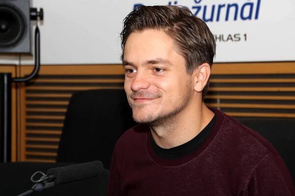 Jiří Mádl: Film Colette je příběh lásky v těžkých podmínkách | Radiožurnál