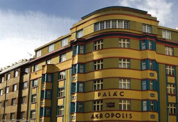 Palais Akropolis