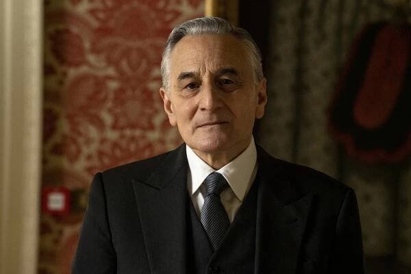 Nový papež - Epizoda 2 - Z filmu - Henry Goodman