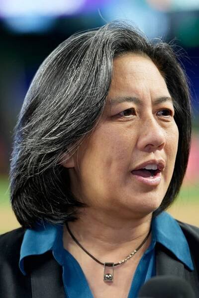 A Big-League Bet on Pro Softball