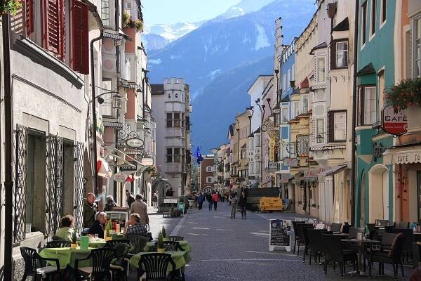 File:Sterzing Altstadt.JPG