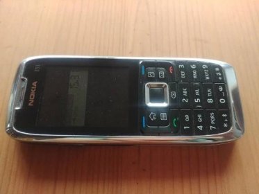 Nokia E51 Silver - Mobily a chytrá elektronika