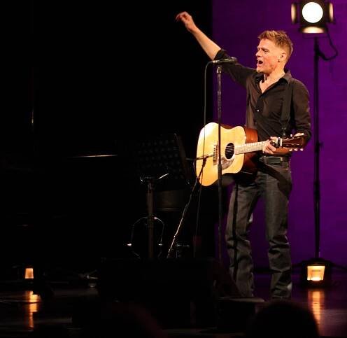 David Fox Concert Photography - Bryan Adams