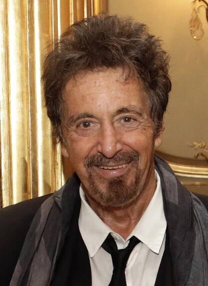 Al Pacino málem zemřel na covid. V 84 letech si užívá rodičovství a rekapituluje