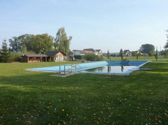 Radíkovice - Města a obce - Hradecko - Radíkovice