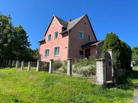 Prodej domu 140 m², pozemek 293 m², Petrovice, Ústecký kraj